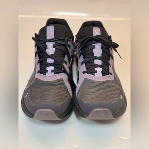 ON Running Cloud Sneakers Women’s US 9 Gray Purple | Running Shoes